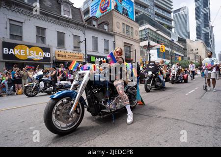Toronto, Ontario, Canada. 26th June, 2022. Thousands take part in Toronto's Annual Pride Parade for the first time since 2019 due to the COVID 19 Pandemic. (Credit Image: © Arlyn McAdorey/ZUMA Press Wire) Credit: ZUMA Press, Inc./Alamy Live News Stock Photo