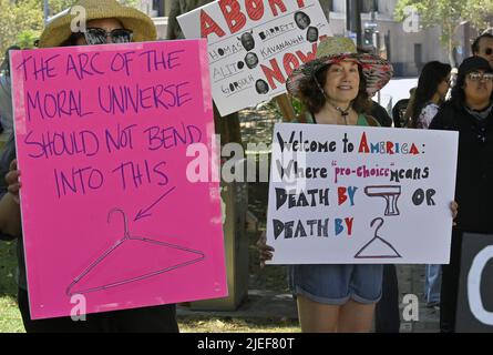 Los Angeles, United States. 26th June, 2022. A third day of demonstrations continues today as the outcry continues against the U.S. Supreme Court's decision to overturn federal abortion protections provided under Roe v. Wade, during a rally at City Hall in Los Angeles on Sunday, June 26, 2022. The rally comes on the heels of two days of demonstrations following the U.S. Supreme Court 5-4 decision Friday to overturn 1973's Roe v. Wade ruling. Photo by Jim Ruymen/UPI Credit: UPI/Alamy Live News
