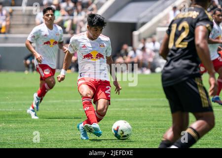 New York Red Bulls midfielder Omir Fernandez (21) makes a pass during a MLS match against the Los Angeles FC, Sunday, June 26, 2022, at the Banc of Ca Stock Photo