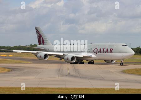 航空機・ヘリコプター QATAR AMIRI FLIGHT B747-800 QATAR AMIRI FLIGHT B747-800