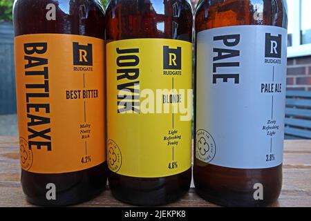 Rudgate brewery, Battleaxe Jorvik Pale craft ale bottles, York, Yorkshire, England, UK, Y01 Stock Photo