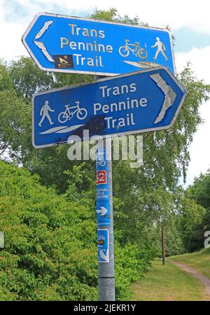 Rundown Trans Pennine Trail blue signs, at Walton Lock, Walton, Warrington, Cheshire, England, UK, WA4 6DJ Stock Photo
