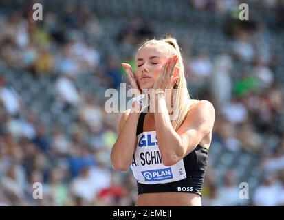 Alica SCHMIDT (SCC Berlin/ 3rd place) gesture, gesture, women's 400m final on June 26th, 2022 German Athletics Championships 2022, from June 25th. - 06/26/2022 in Berlin/ Germany. ÃÂ Stock Photo