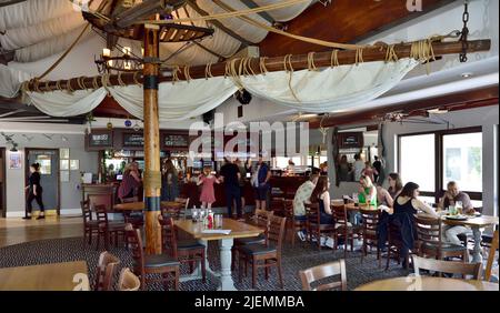 Inside one of the bars at The Riverside Inn and restaurant with bed-and-breakfast in Saltford alongside the River Avon, UK Stock Photo