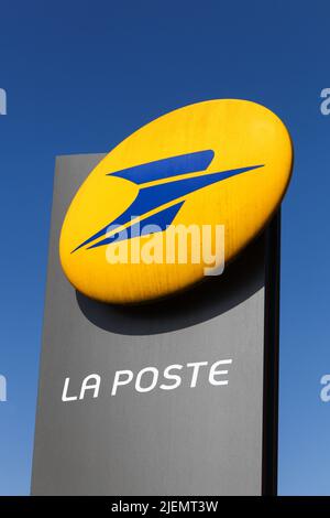 Belleville, France - March 15, 2020: La Poste is a postal service company in France, operating in metropolitan France Stock Photo