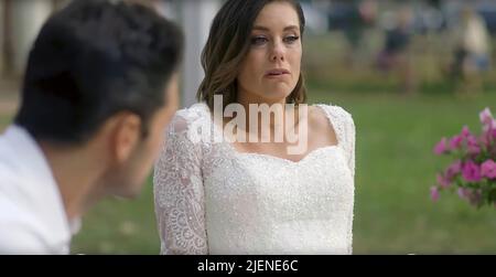 https://l450v.alamy.com/450v/2jene6c/two-tickets-to-paradise-from-left-ryan-paevey-ashley-williams-2022-hallmark-channel-courtesy-everett-collection-2jene6c.jpg