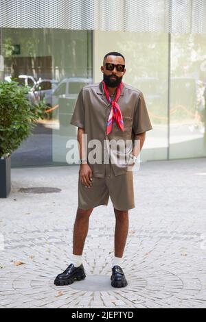 Street style, Kodak Black arriving at Rhude Spring-Summer Menswear 2023  show, held at UPMC, Paris, France, on June 22nd, 2022. Photo by Marie-Paola  Bertrand-Hillion/ABACAPRESS.COM Stock Photo - Alamy