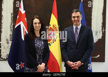 Madrid, Spain. 28th June, 2022. Pedro Sanchez receives the Prime Minister of New Zelanda Jacinda Ardern in Madrid 28 June 2022 Credit: CORDON PRESS/Alamy Live News Stock Photo