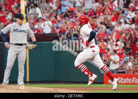 St. Louis, United States. 27th June, 2022. Miami Marlins first baseman Garrett Cooper watches as St. Louis Cardinals Juan Yepez runs the bases after hitting a three run home run in the fourth inning at Busch Stadium in St. Louis on Monday, June 27, 2022. Photo by Bill Greenblatt/UPI Credit: UPI/Alamy Live News Stock Photo