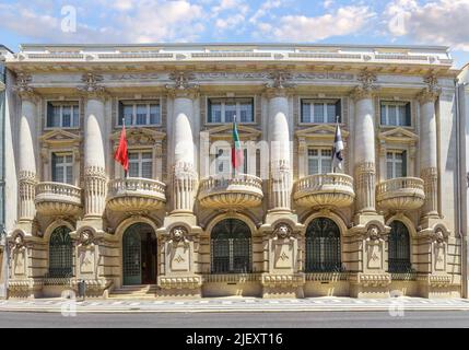 The building of headquarters of the Portuguese bank Banco Totta and Acores. Lisbon, Portugal Stock Photo