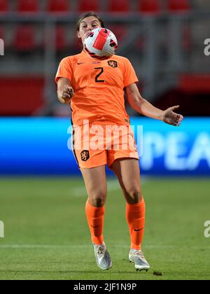 Enschede - Aniek Nouwen of Holland Women during the Women's World Cup Qualifying match between the Netherlands and Belarus at Stadium De Grolsch Veste on June 28, 2022 in Enschede, Netherlands. ANP GERRIT VAN COLOGNE Stock Photo