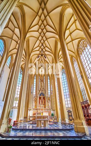 BRNO, CZECH REPUBLIC - MARCH 10, 2022: The outstanding Gothic style interior of St Jams Church, on March 10 in Brno, Czech Republic Stock Photo