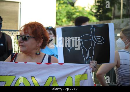 Greece. 28th June, 2022. Pro-choice activists protest against the decision of the Supreme Court of USA to overturn the Row vs Wade decision about abortions in Athens. (Photo by George Panagakis/Pacific Press) Credit: Pacific Press Media Production Corp./Alamy Live News Stock Photo