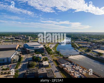 Aerial photograph of Des Moines, Iowa, USA, on a beautiful summer morning. Stock Photo