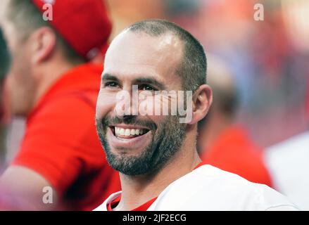 St. Louis, United States. 29th June, 2022. St. Louis Cardinals Paul Goldschmidt jokes with teammates in the dugout during a game against the Miami Marlins at Busch Stadium in St. Louis on Tuesday, June 28, 2022. Photo by Bill Greenblatt/UPI Credit: UPI/Alamy Live News Stock Photo