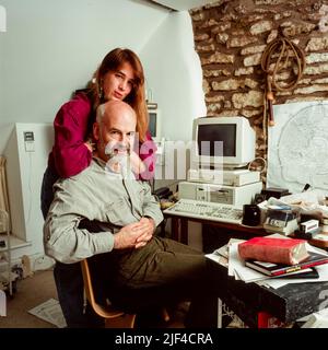 Terry Pratchett with daughter Rhianna Pratchett at home Stock Photo - Alamy