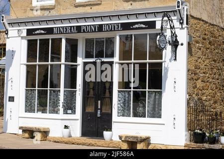 Mineral Point, Wisconsin Mineral Point is a city in Iowa County, Wisconsin, United States. Wisconsin's third oldest city. Mineral Point Hotel Stock Photo