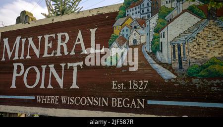 Mineral Point, Wisconsin Mineral Point is a city in Iowa County, Wisconsin, United States. Where Wisconsin began sign. Stock Photo