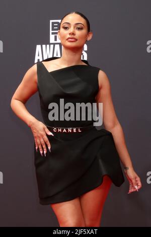 LOS ANGELES - JUN 26: Tamera Kissen, aka Tee Kissen at the 2022 BET