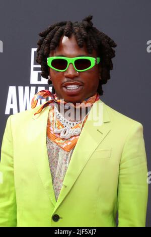 Los Angeles, CA. 26th June, 2022. Jacquees at arrivals for BET Awards - Part 4, Microsoft Theater, Los Angeles, CA June 26, 2022. Credit: Priscilla Grant/Everett Collection/Alamy Live News