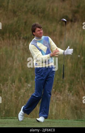 Nick Faldo Golfer ashowing his magic touch on the tee British Open 1986  Photo by Tony Henshaw Stock Photo