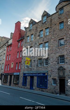 Prestige Scotland Retail shop, Canongate, Royal Mile, Edinburgh, Scotland Stock Photo