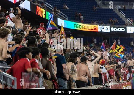 Harrison, USA. 30th June, 2022. Fans of Red Bulls celebrate after MLS regular season game against Atlanta United has been won at Red Bull Arena in Harrison, NJ on June 30, 2022. Red Bulls won 2 - 1. (Photo by Lev Radin/Sipa USA) Credit: Sipa USA/Alamy Live News Stock Photo