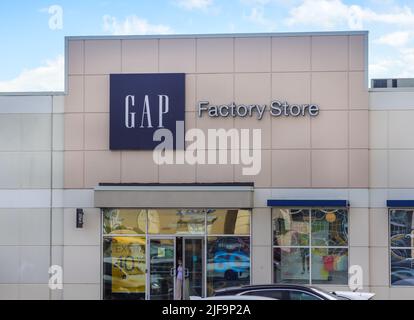 The gap factory sale canada