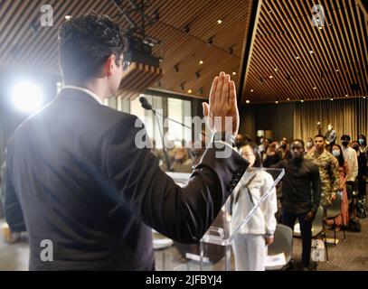 New York, USA. 01st July, 2022. July 1, 2022, New York, USA: (NEW) USCIS Welcome 40 New US Citizens at the Stavros Niarchos Foundation Library in Honor of Independence Day. July 1st, 2022, New York, USA: USCIS and New York Public Library Welcome 40 New US Citizens at the Stavros Niarchos Foundation Library during a special ceremony to celebrate US Independence Day. The USCIS New York Deputy Director Scott Velez will administer the Oath of Allegiance to the new Americans while President of the New York Public Library Dr. Anthony Marx will provide welcoming remarks and host the citizenship candi Stock Photo