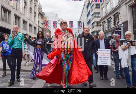 London, England, UK. 1st July, 2022. Protesters march in Oxford Street. Hundreds of people marched through central London on the 50th anniversary of the first Pride, ahead of London Pride 2022 which takes place on 2nd July. (Credit Image: © Vuk Valcic/ZUMA Press Wire) Credit: ZUMA Press, Inc./Alamy Live News Stock Photo