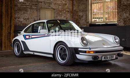 Porsche 911 ‘MBA 69V’ on display at the June Scramble held at the Bicester Heritage Centre on the 19th June 2022 Stock Photo