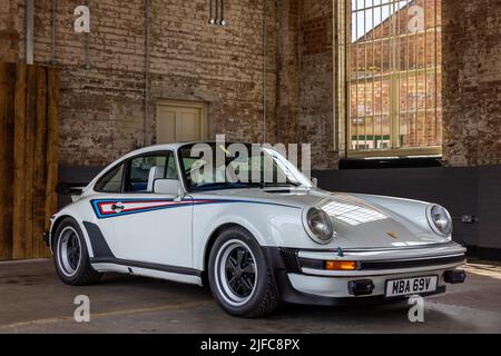 Porsche 911 ‘MBA 69V’ on display at the June Scramble held at the Bicester Heritage Centre on the 19th June 2022 Stock Photo