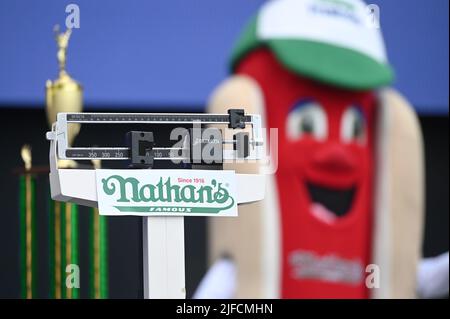 New York, USA. 01st July, 2022. Frankster the hot dog mascot attends the official weigh in ceremony for Nathan's Famous Fourth of July International Hot Dog Eating Championship, at Hudson Yards, New York, NY, July 1, 2022. (Photo by Anthony Behar/Sipa USA) Credit: Sipa USA/Alamy Live News Stock Photo