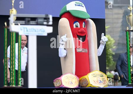 New York, USA. 01st July, 2022. Frankster the hot dog mascot attends the official weigh in ceremony for Nathan's Famous Fourth of July International Hot Dog Eating Championship, at Hudson Yards, New York, NY, July 1, 2022. (Photo by Anthony Behar/Sipa USA) Credit: Sipa USA/Alamy Live News Stock Photo