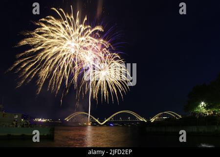 Fireworks light the sky over the Anacostia River as part of 4th of July weekend celebrations in Washington, DC, on 1 July 2022. Stock Photo