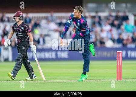 London, UK. 01th Jul, 2022. Chris Green of Middlesex runs to ball during T20 Vitality Blast - Middlesex vs Somerset at The Lord's Cricket Ground on Friday, July 01, 2022 in LONDON ENGLAND.  Credit: Taka G Wu/Alamy Live News Stock Photo