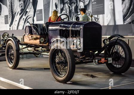 SINSHEIM, GERMANY - MAI 2022: black cabrio roadster antique car. Stock Photo