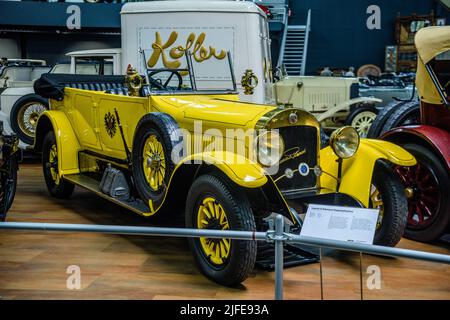 SINSHEIM, GERMANY - MAI 2022: yellow Laurin Klement Doppelphaeton 1916 cabrio 50ps Stock Photo