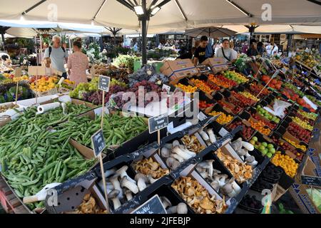 Copenhagen/Denmark/.02 July  2022/.Fruit and vegetable  shoppers at oudoor fruit and vegetable vendor at Torvehallerne in danish capital.(Photo..Francis Joseph Dean/Dean Pictures) Stock Photo