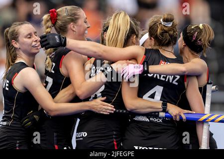 AMSTERDAM - Viktoria Huse (Germany) cheers after the 3-1f match between