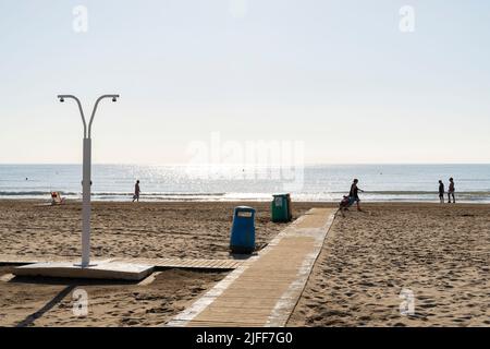 Valencia, Spain. 29th June, 2022. View of the Malvarrosa beach on a sunny day. The beaches of Valencia are one of the main tourist attractions of the city. (Credit Image: © Xisco Navarro/SOPA Images via ZUMA Press Wire) Stock Photo