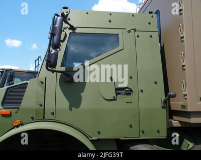 Mercedes-Benz Unimog U5000 4x4 in Eurosatory 2008 Military exibition ...