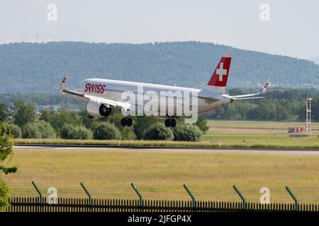 Zurich, Switzerland, May 20, 2022 Swiss International Airlines Airbus A321-271NX is arriving on runway 14 Stock Photo