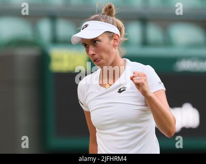 London, UK. 03rd July, 2022. Belgian Elise Mertens reacts during a tennis match against Tunisian Jabeur in the fourth round of the women's singles tournament at the 2022 Wimbledon grand slam tennis tournament at the All England Tennis Club, in south-west London, Britain, Sunday 03 July 2022. BELGA PHOTO BENOIT DOPPAGNE Credit: Belga News Agency/Alamy Live News Stock Photo