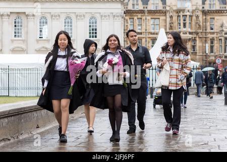 Cambridge graduates attend their graduation ceremony this morning at Senate House.   Image shot on 29th June 2022.  © Belinda Jiao   jiao.bilin@gmail. Stock Photo