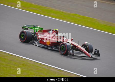 Silverstone, Northants, UK - 1st July, 2022 Carlos Sainz - Ferrari, wins his first Grand Prix at the  LENOVO FORMULA 1 British Grand Prix Stock Photo