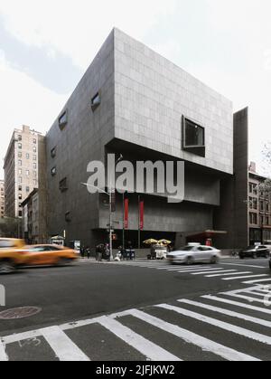 945 Madison Avenue,Breuer Building Stock Photo