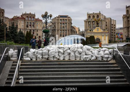 KYIV, UKRAINE - APR 20, 2022: Barricades of sandbags block the underpasses Independence Square in the event of an attack by enemy Russian troops. Stock Photo