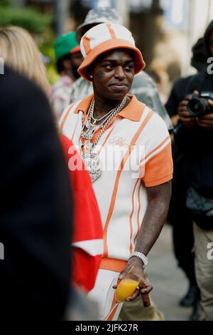 Street style, Kodak Black arriving at Givenchy Spring-Summer Menswear 2023  show, held at Ecole Militaire, Paris, France, on June 22nd, 2022. Photo by  Marie-Paola Bertrand-Hillion/ABACAPRESS.COM Stock Photo - Alamy