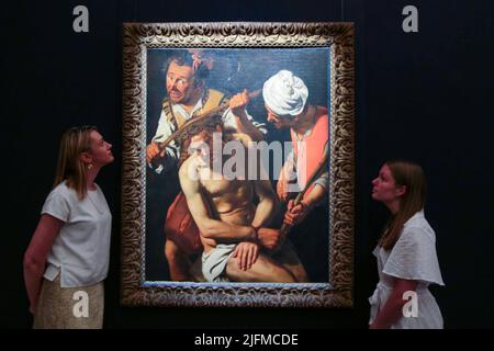 London UK 4 July 2022 Northern Caravaggesque Master The Crowning with Thorns Est £600,000-800,000.Paul Quezada-Neiman/Alamy Live News Stock Photo